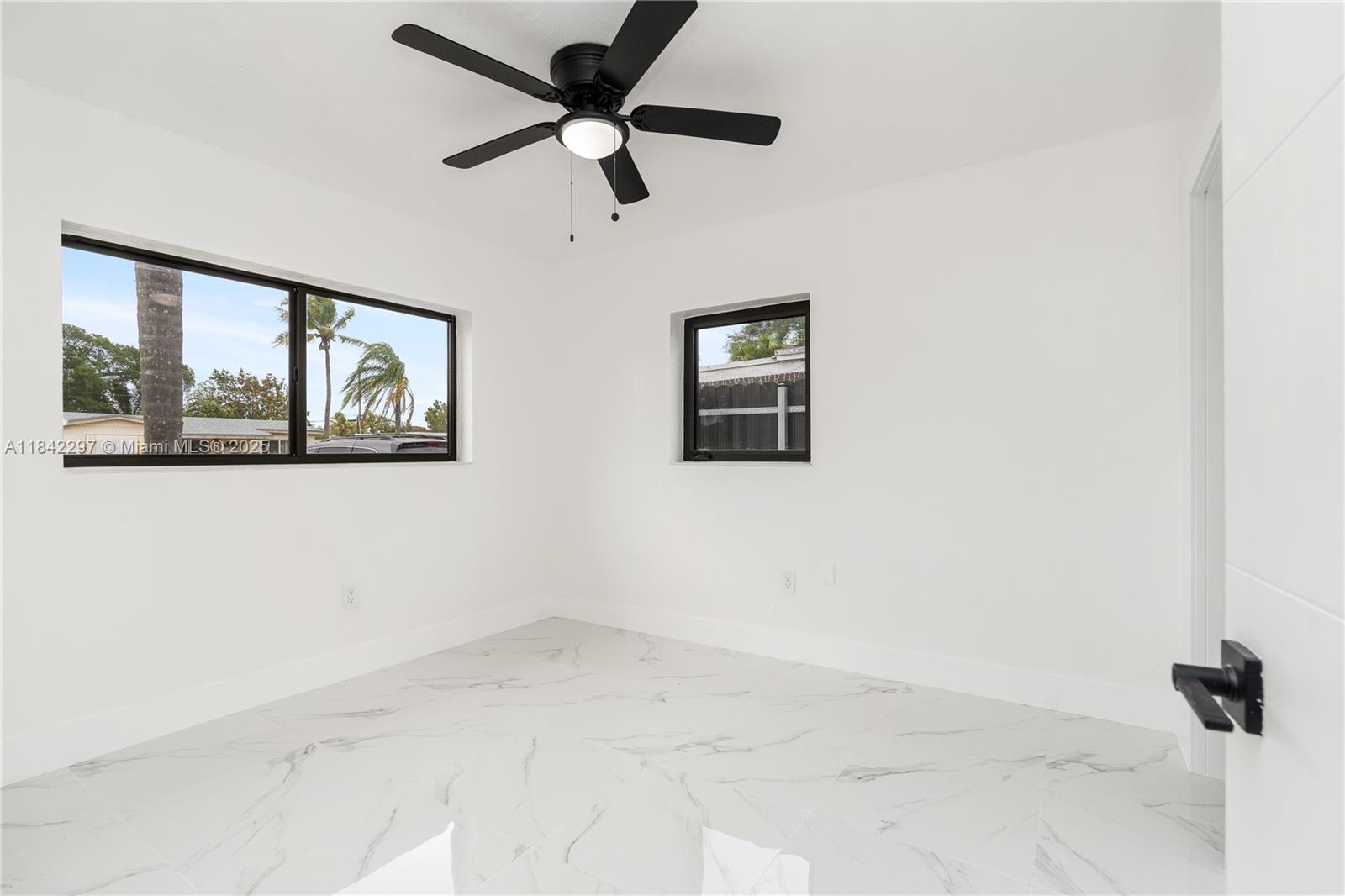 6308 SW 22nd St -
