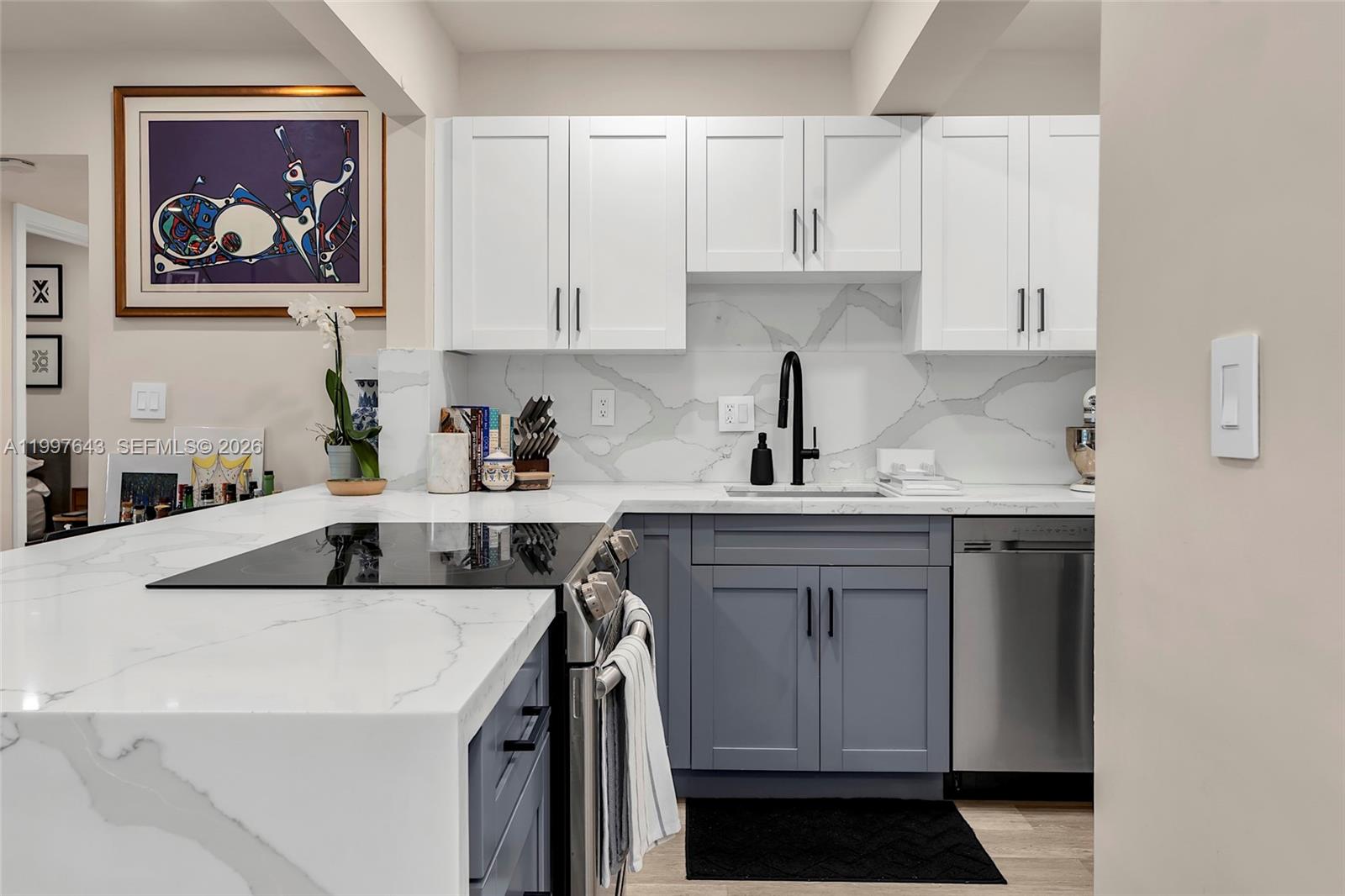 DADELAND CAPRI CONDO - Residential