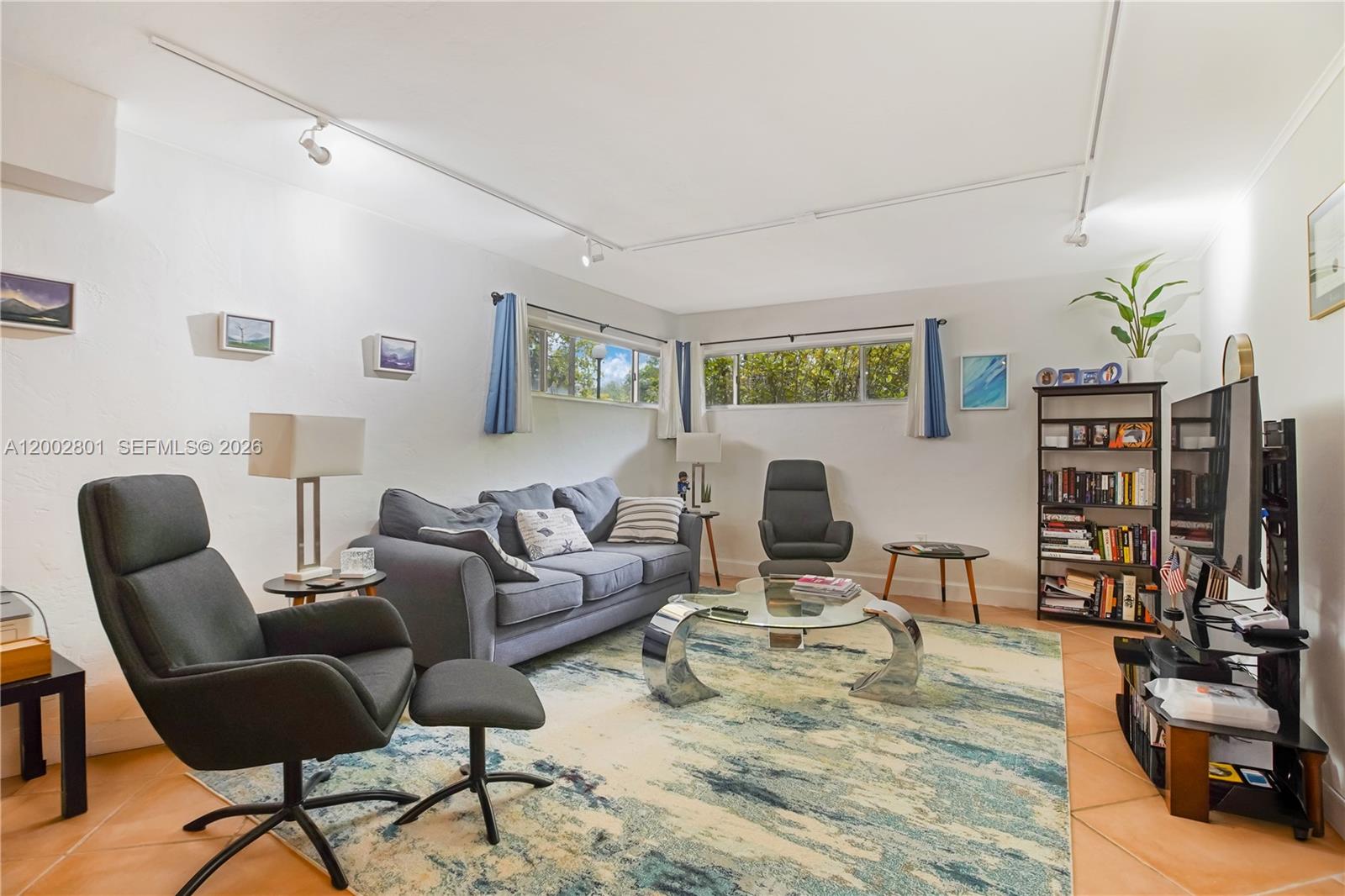 VILLA CAPRI CONDO - Residential