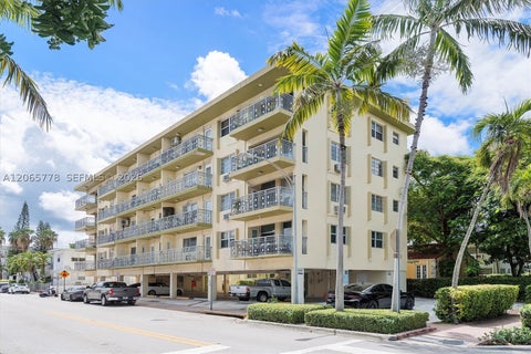 Photo of 851 Meridian Ave #24, Miami Beach, FL 33139 (MLS # A12065778)