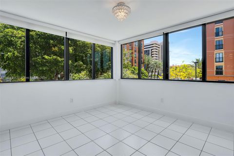 Condominium in Coral Gables FL 700 Coral Way Way 7.jpg