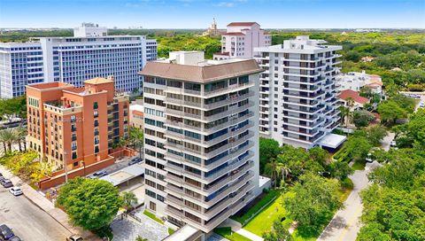 Condominium in Coral Gables FL 700 Coral Way Way.jpg