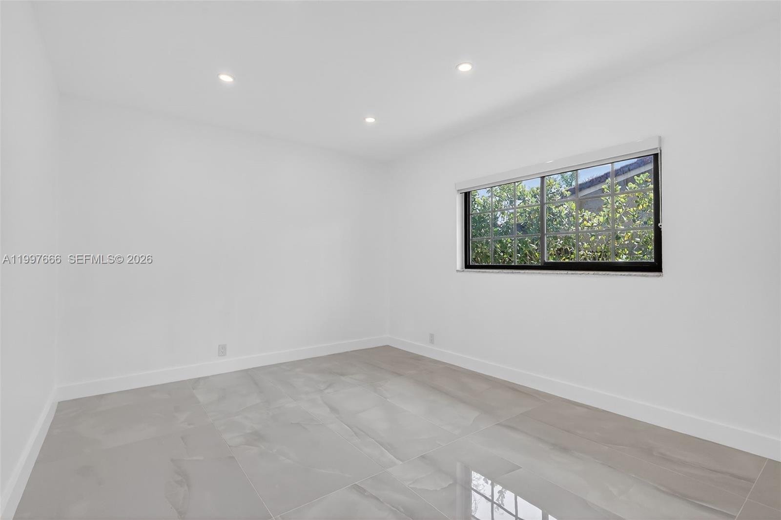 GOLDEN ISLES SEC - Residential