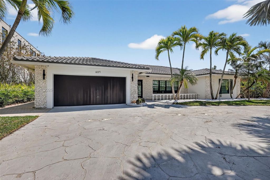 Photo of 607 Layne Blvd, Hallandale Beach, FL 33009 (MLS # A11997666)