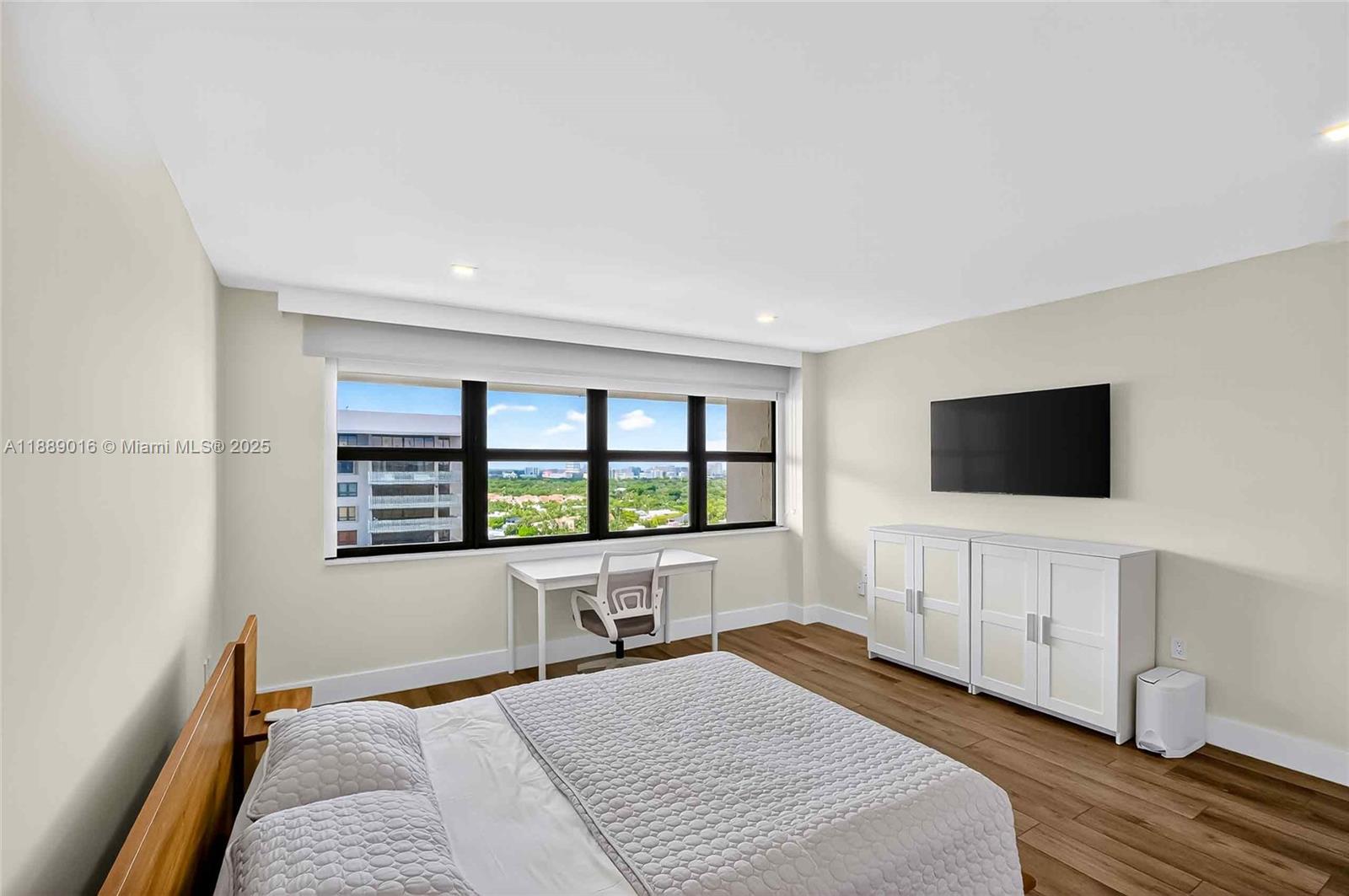 GROVE ISLE CONDO - Residential