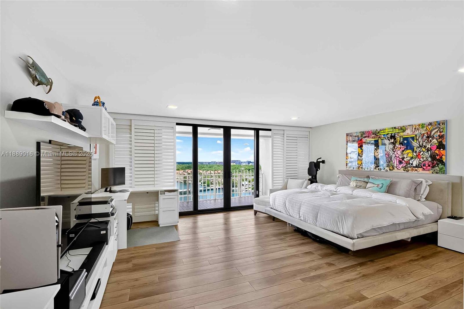 GROVE ISLE CONDO - Residential