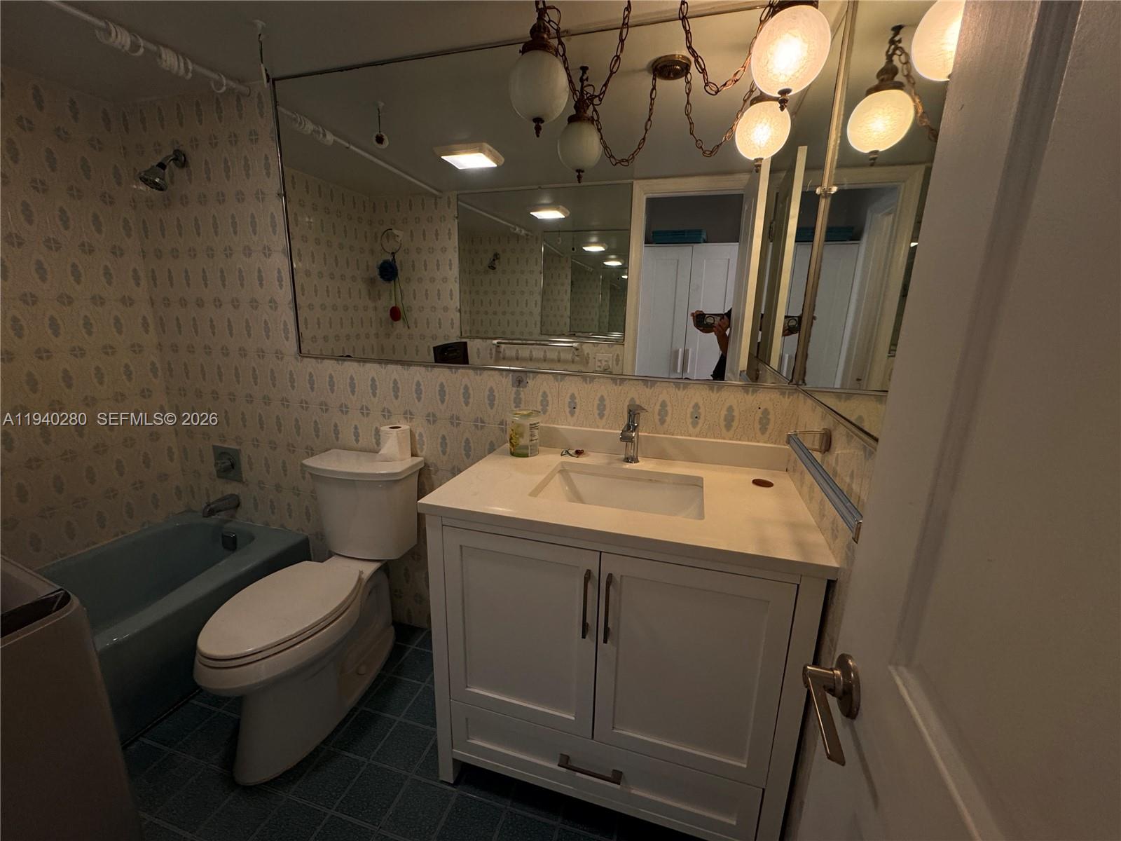 BOCA LINDA CONDO - Residential