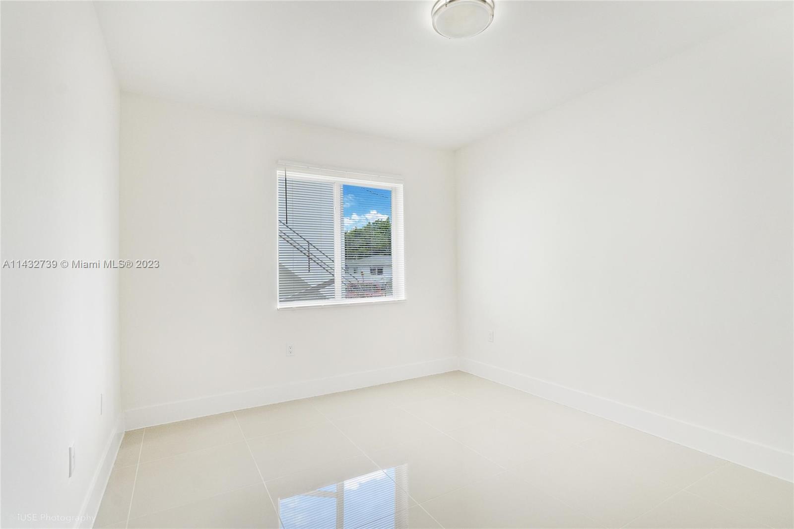 NORTH LIBERTY CITY - Residential Lease
