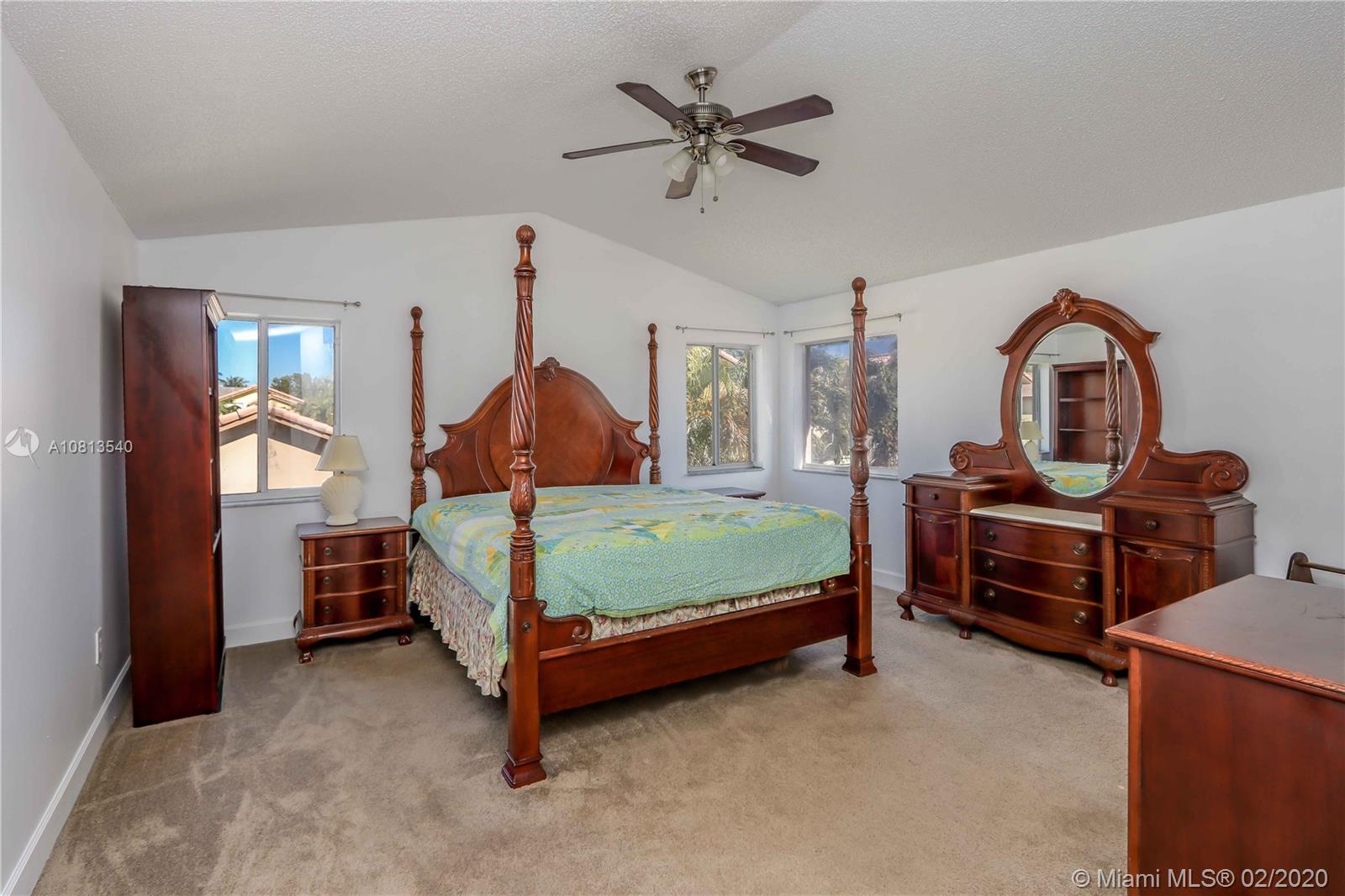 DORAL LANDINGS EAST - Residential