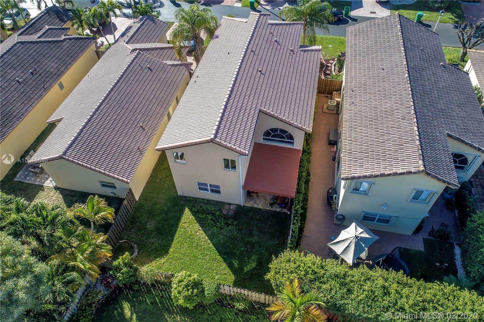 DORAL LANDINGS EAST - Residential