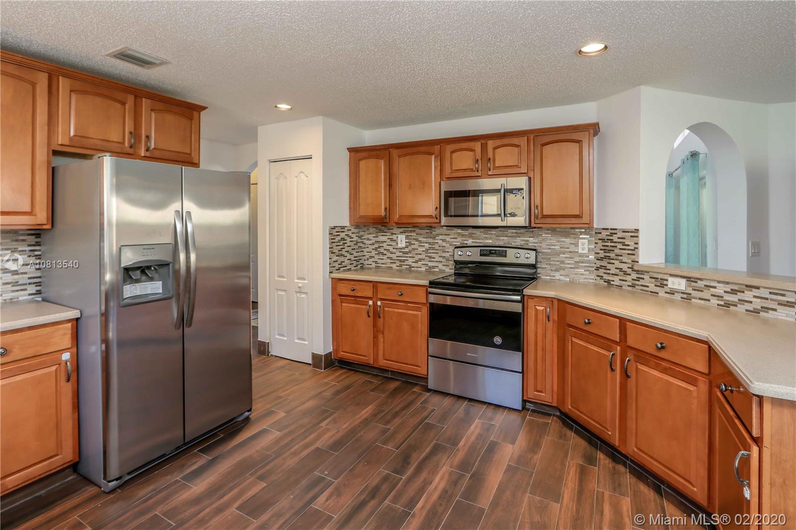 DORAL LANDINGS EAST - Residential