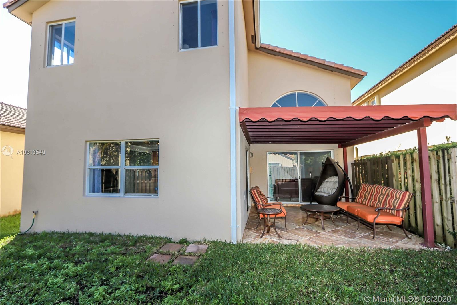 DORAL LANDINGS EAST - Residential