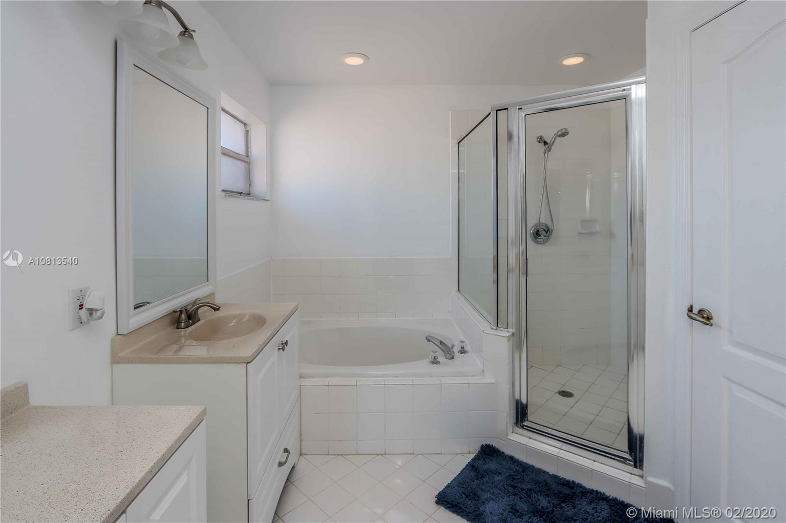 DORAL LANDINGS EAST - Residential