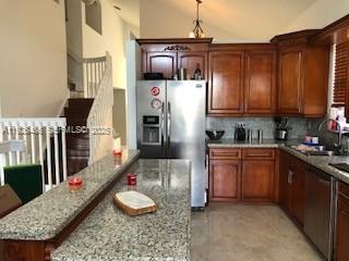 Canary Bay - Residential Lease