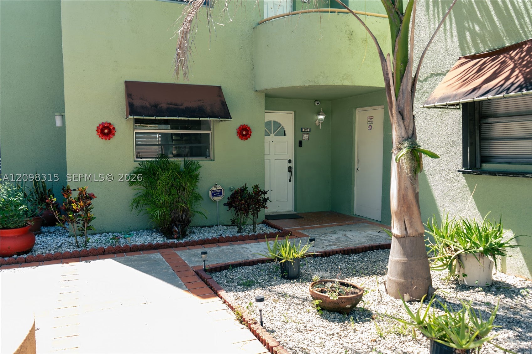 11113 NW 7th St 105-1