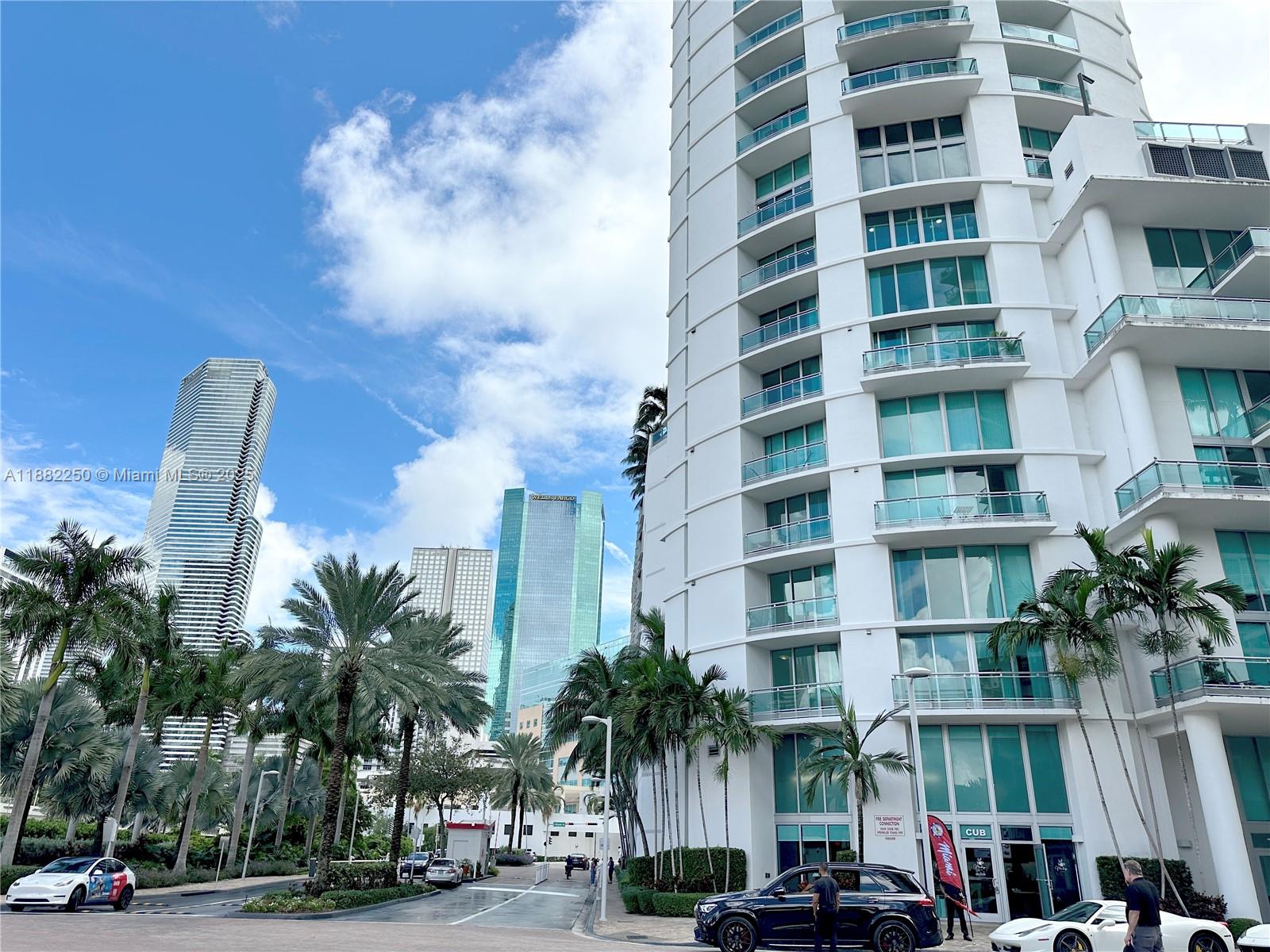 WIND CONDO - Residential