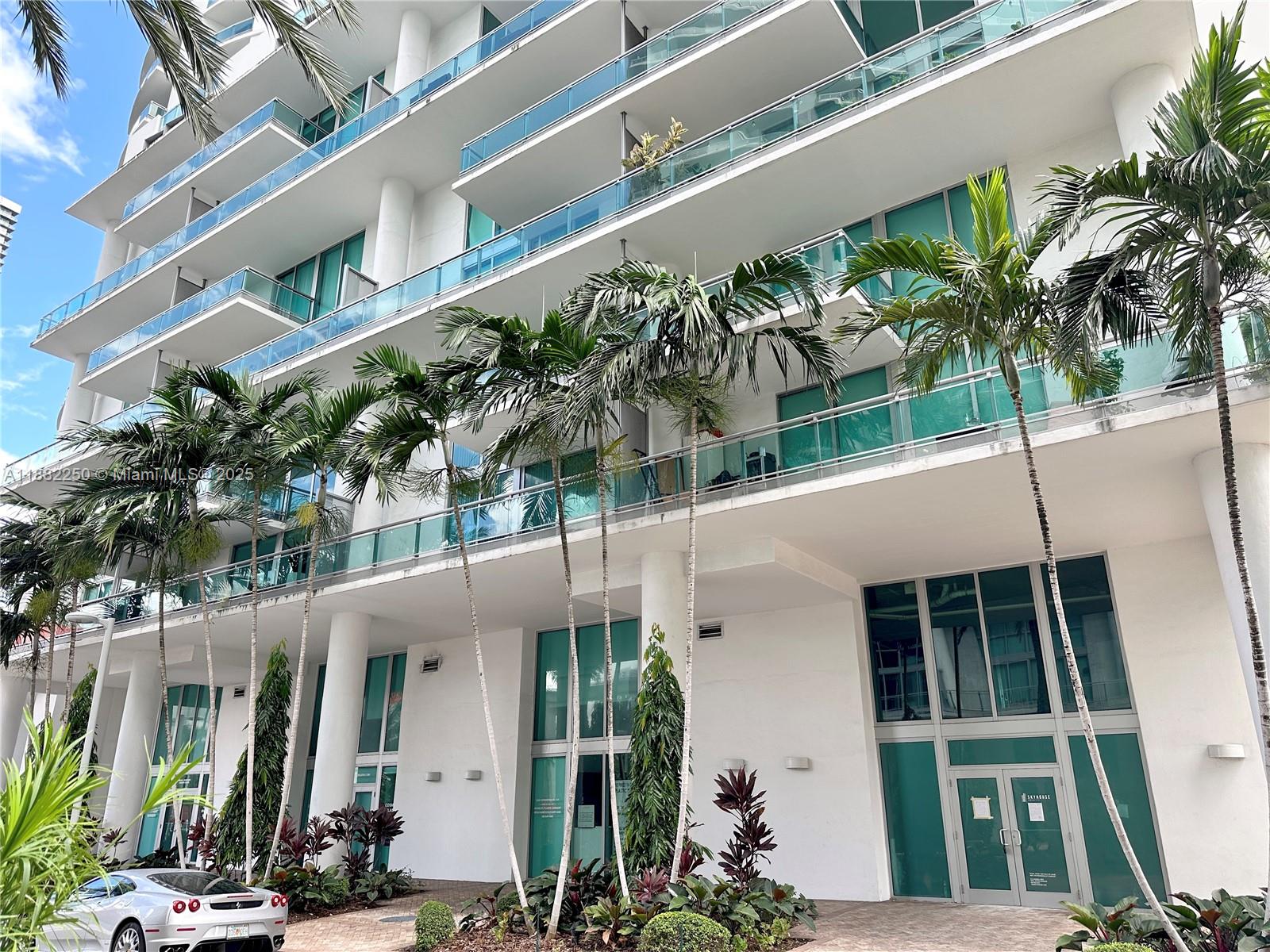 WIND CONDO - Residential