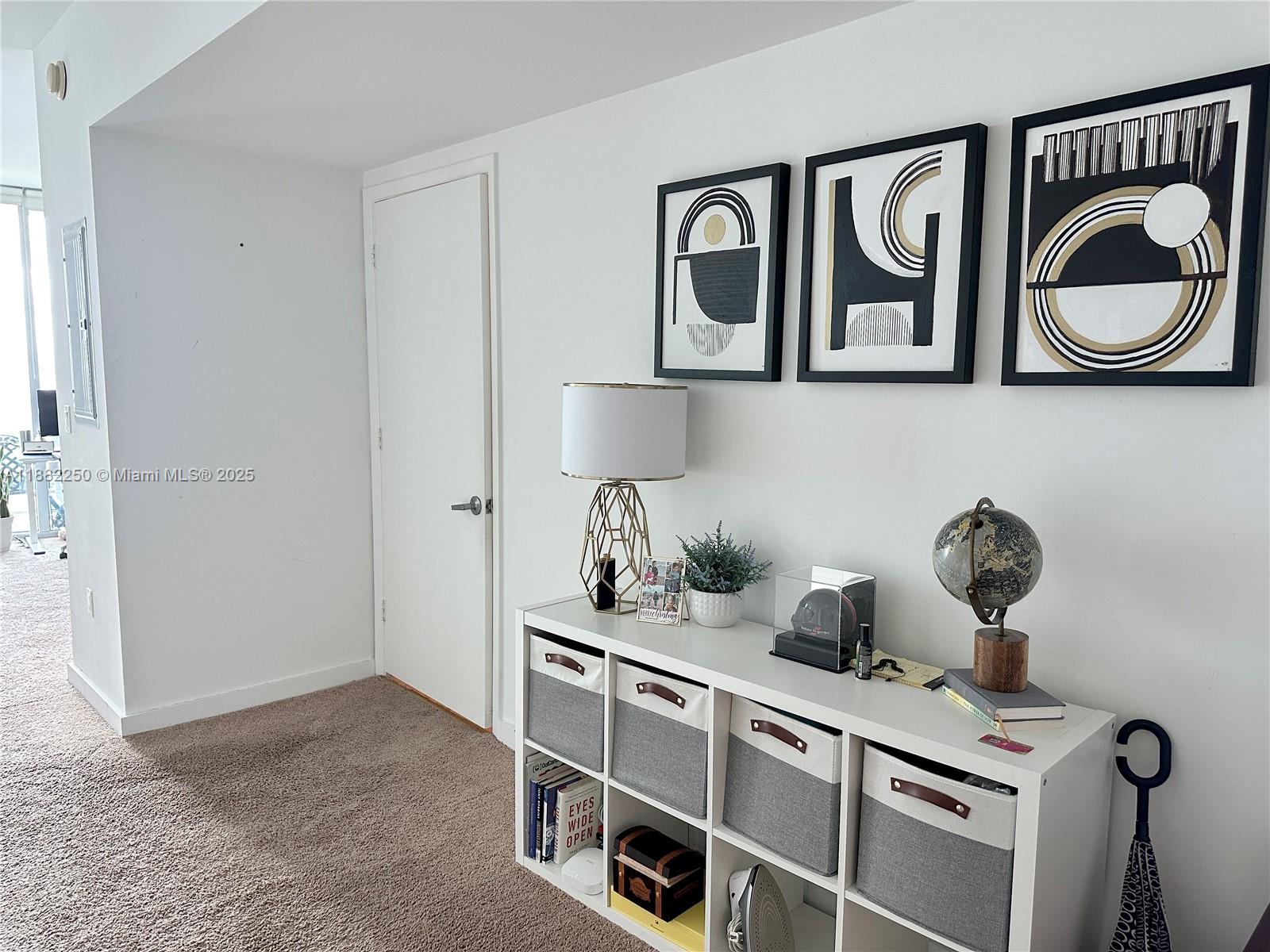 WIND CONDO - Residential