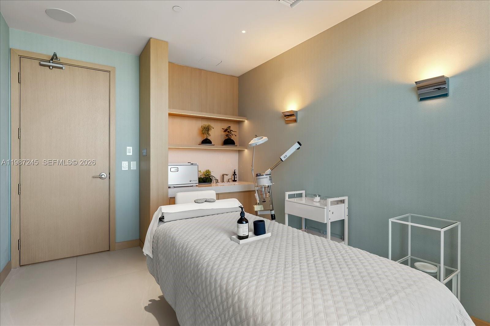 Park Residences Condo - Residential