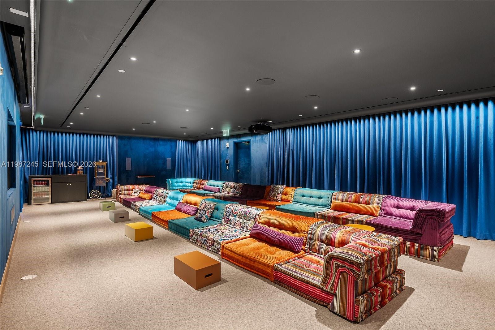 Park Residences Condo - Residential