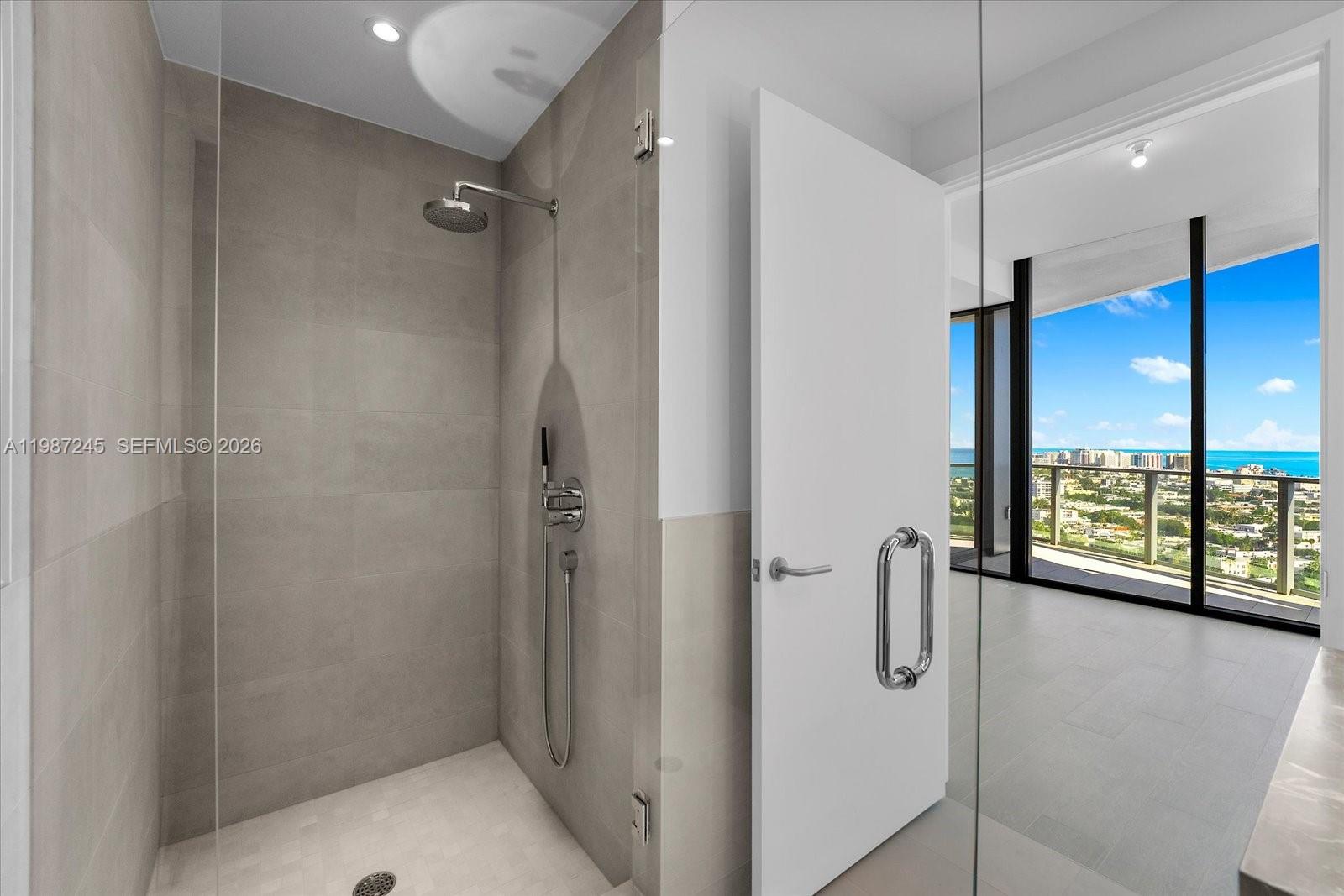 Park Residences Condo - Residential