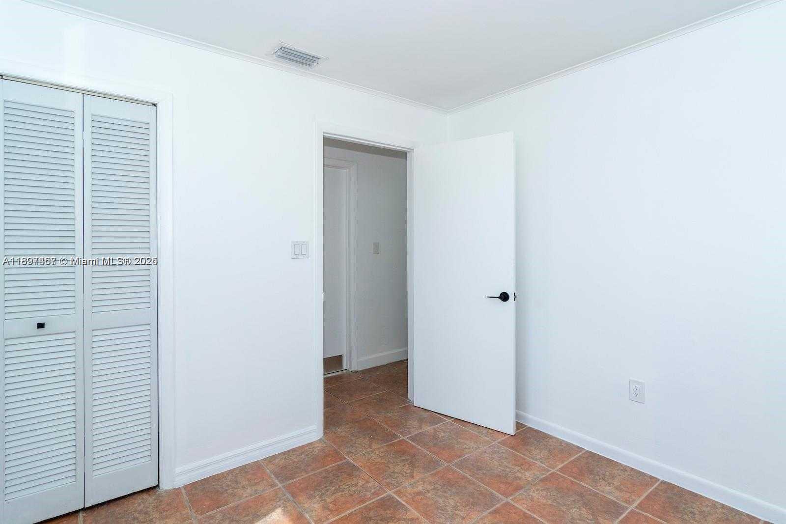 CORAL VILLAS REV - Residential