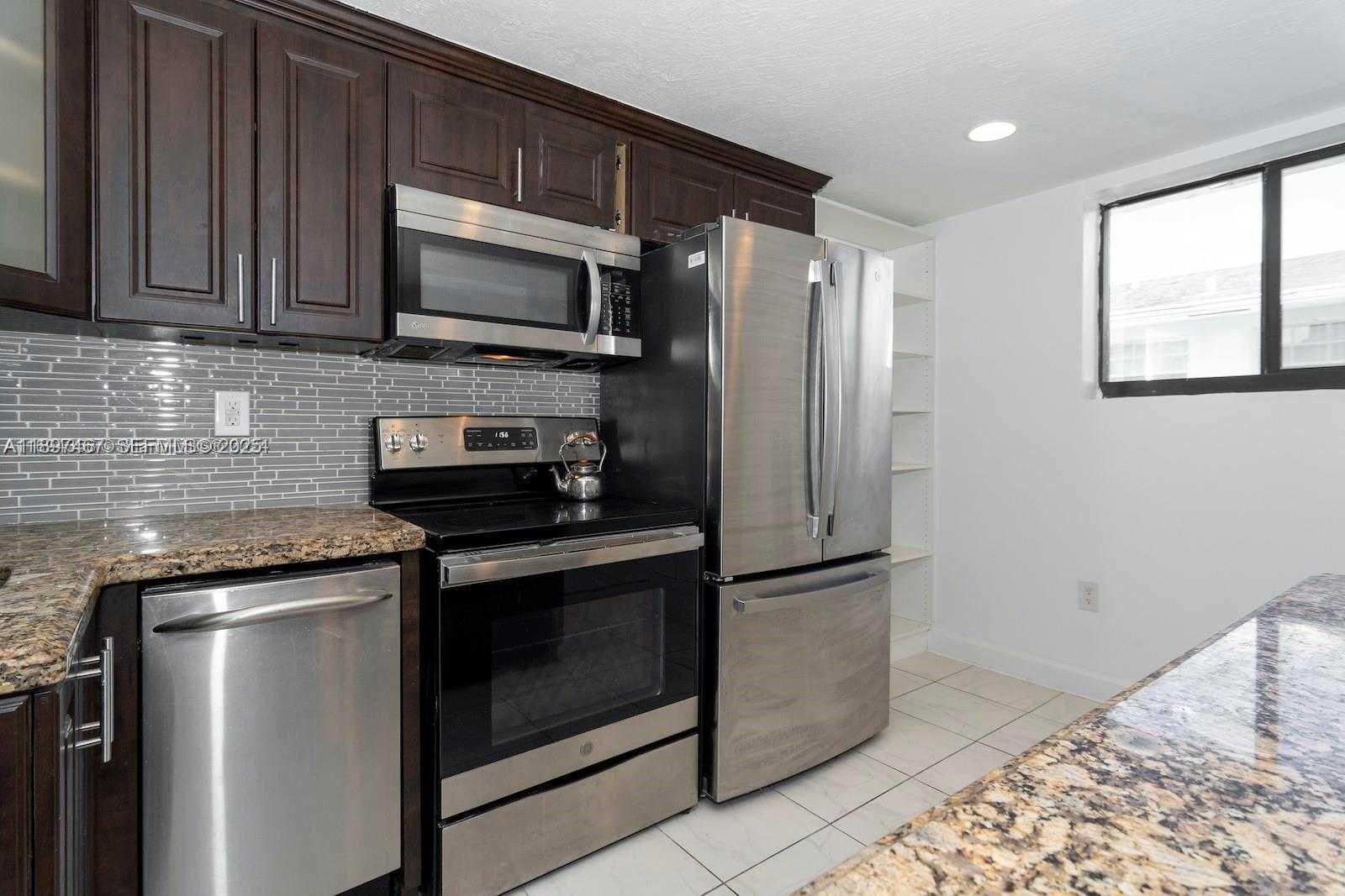 CORAL VILLAS REV - Residential