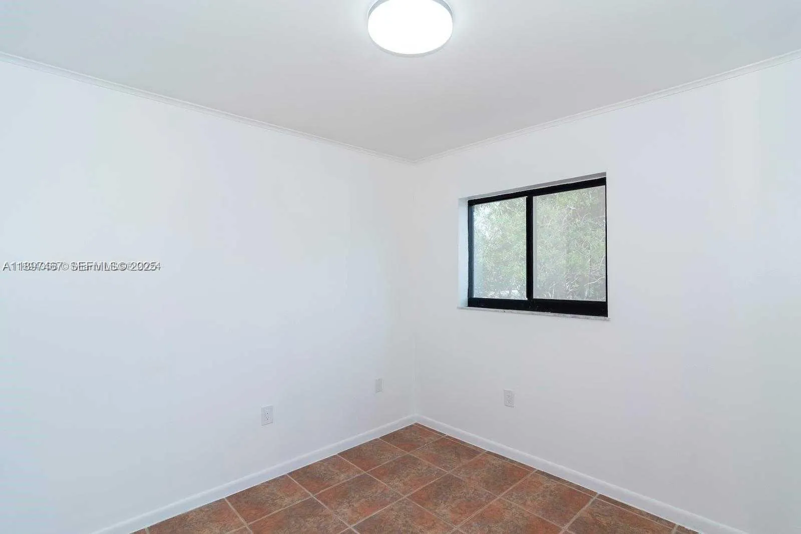 Miami, Florida 33155, United States, 5 Bedrooms Bedrooms, ,2 BathroomsBathrooms,Residential,Active,230601