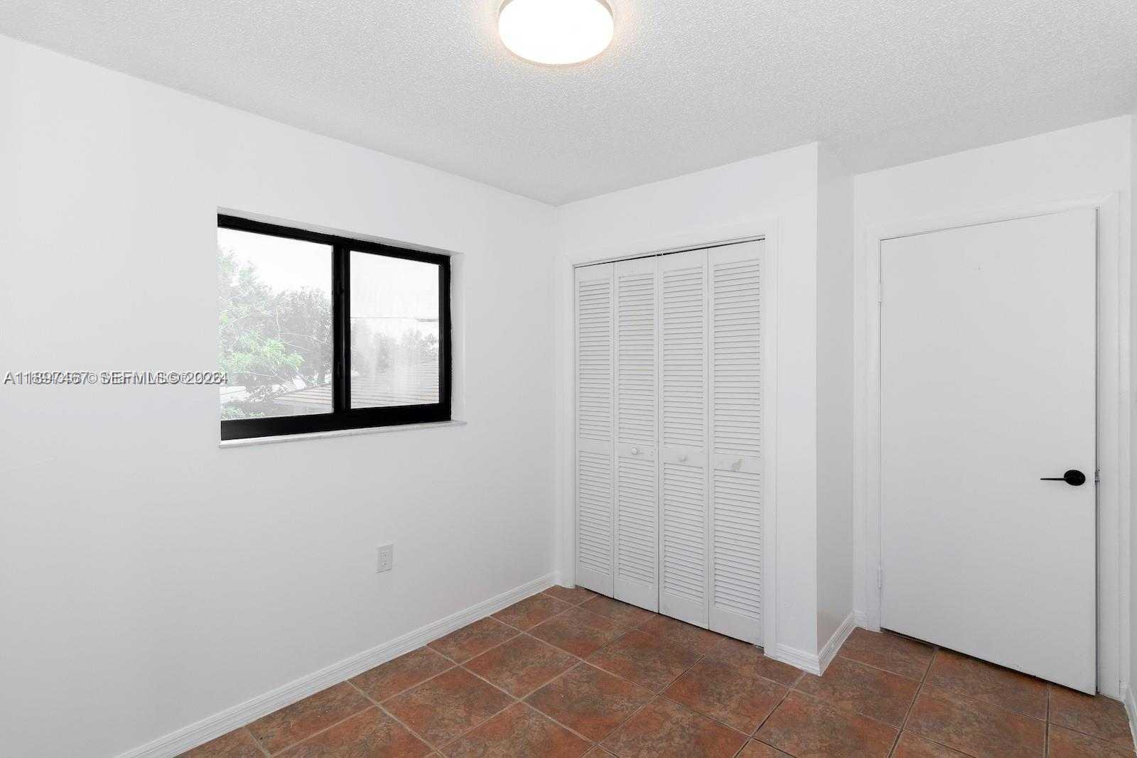 CORAL VILLAS REV - Residential