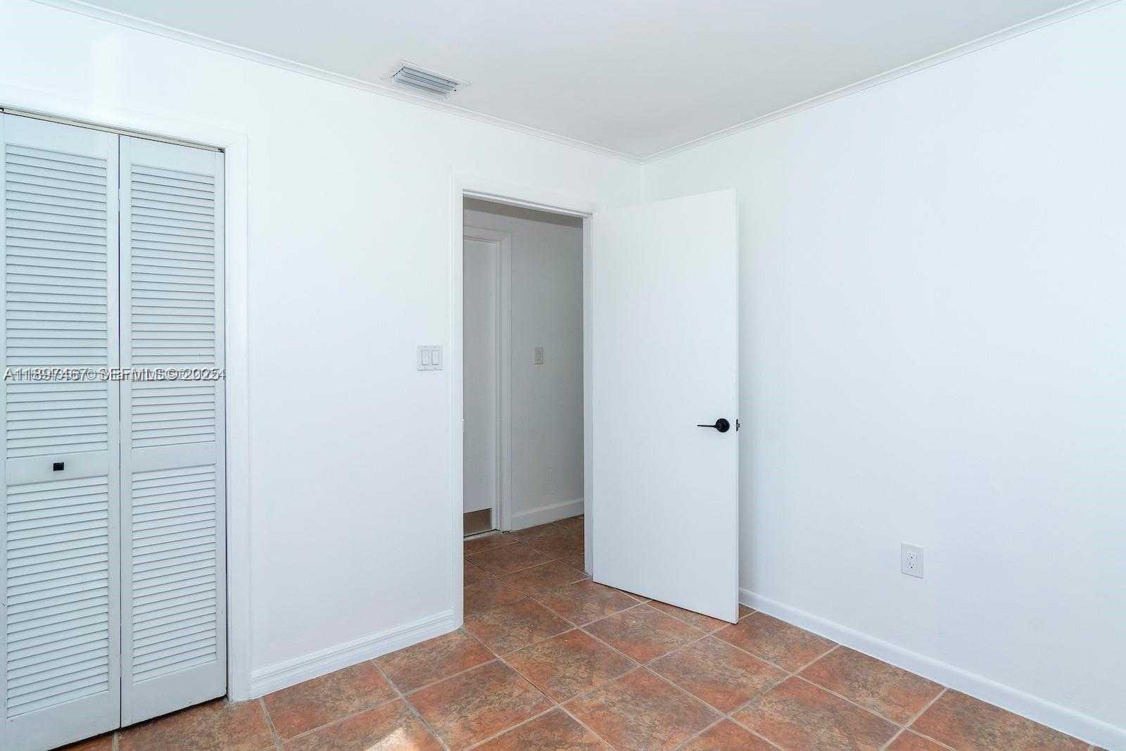 CORAL VILLAS REV - Residential