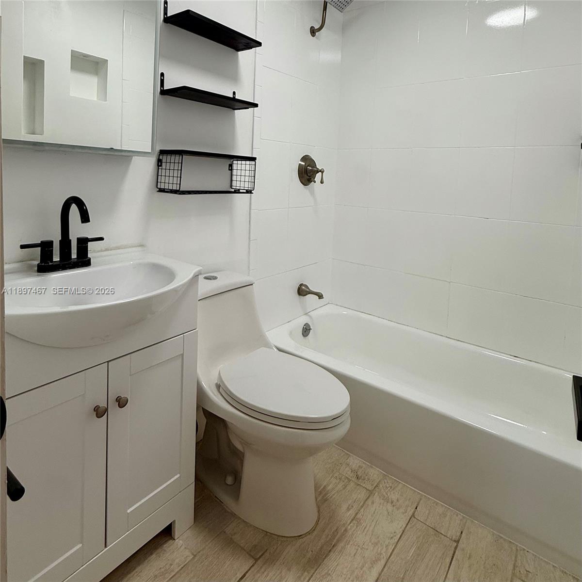 CORAL VILLAS REV - Residential