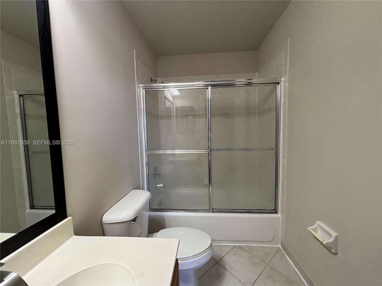 HAMPTON HILLS - Residential