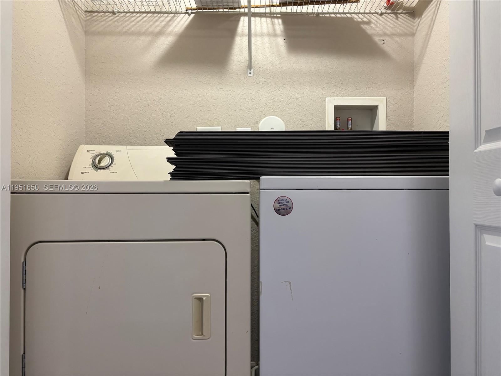 HAMPTON HILLS - Residential