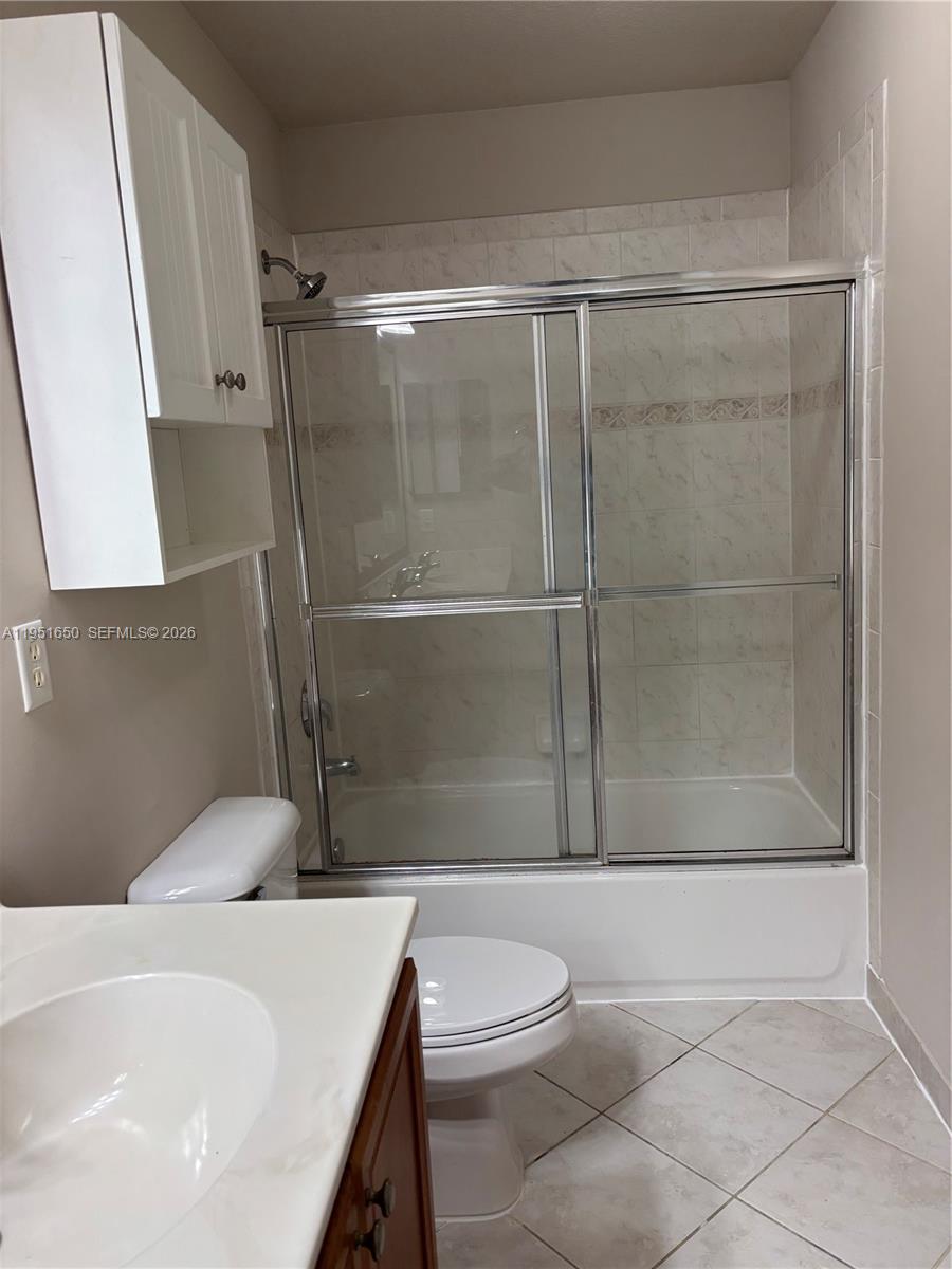 HAMPTON HILLS - Residential