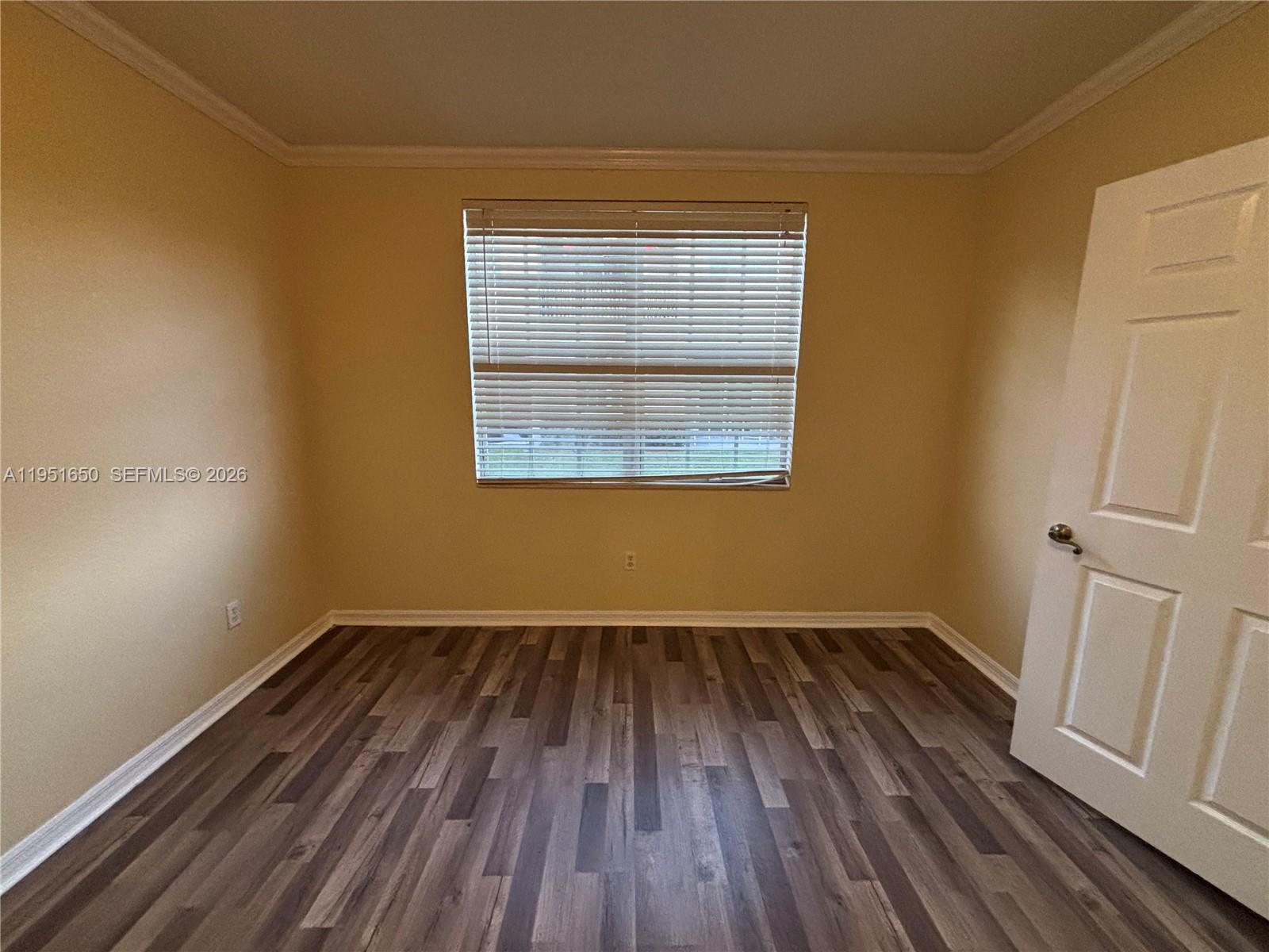 HAMPTON HILLS - Residential