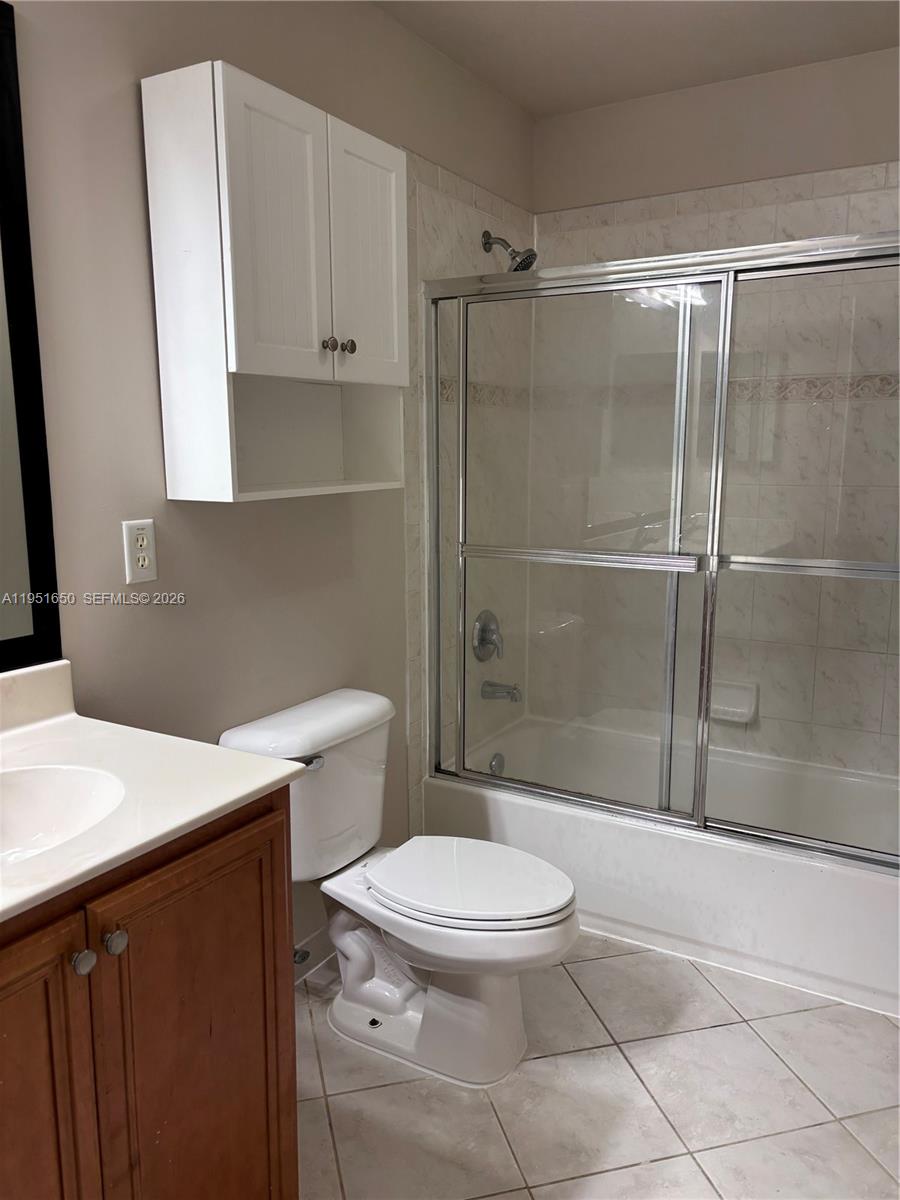 HAMPTON HILLS - Residential