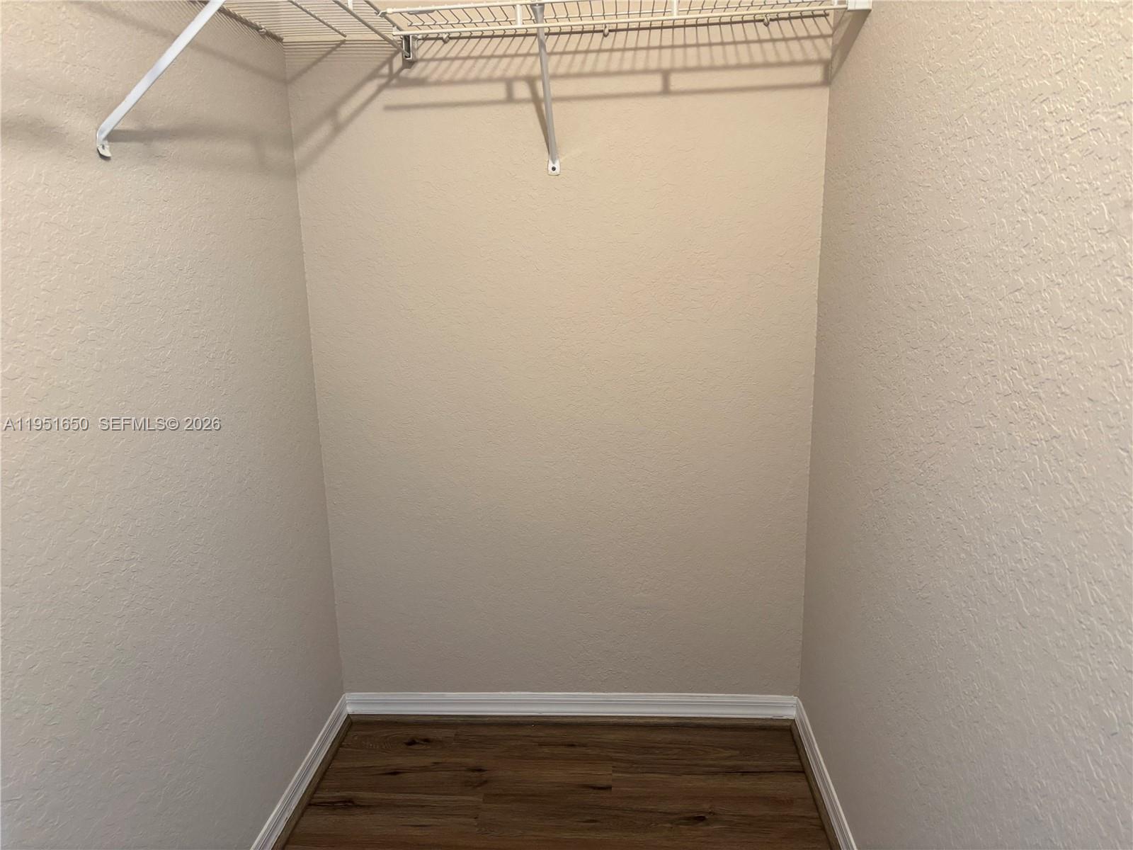 HAMPTON HILLS - Residential