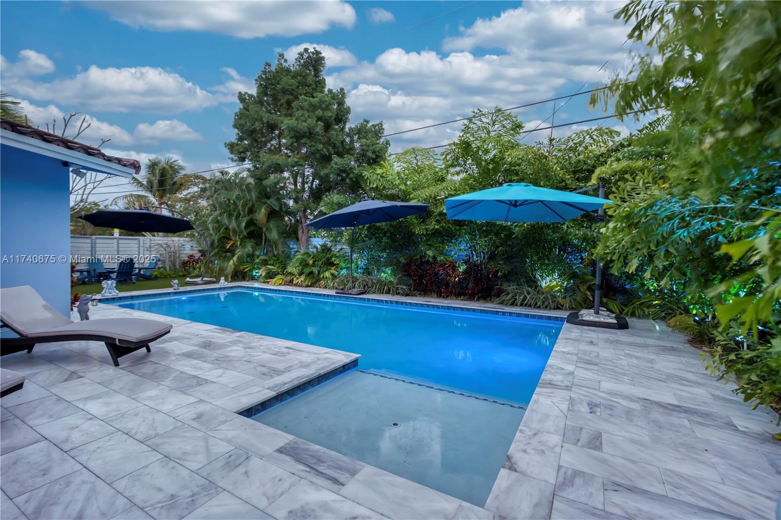 SUNSET MANORS AMEN PLAT - Residential