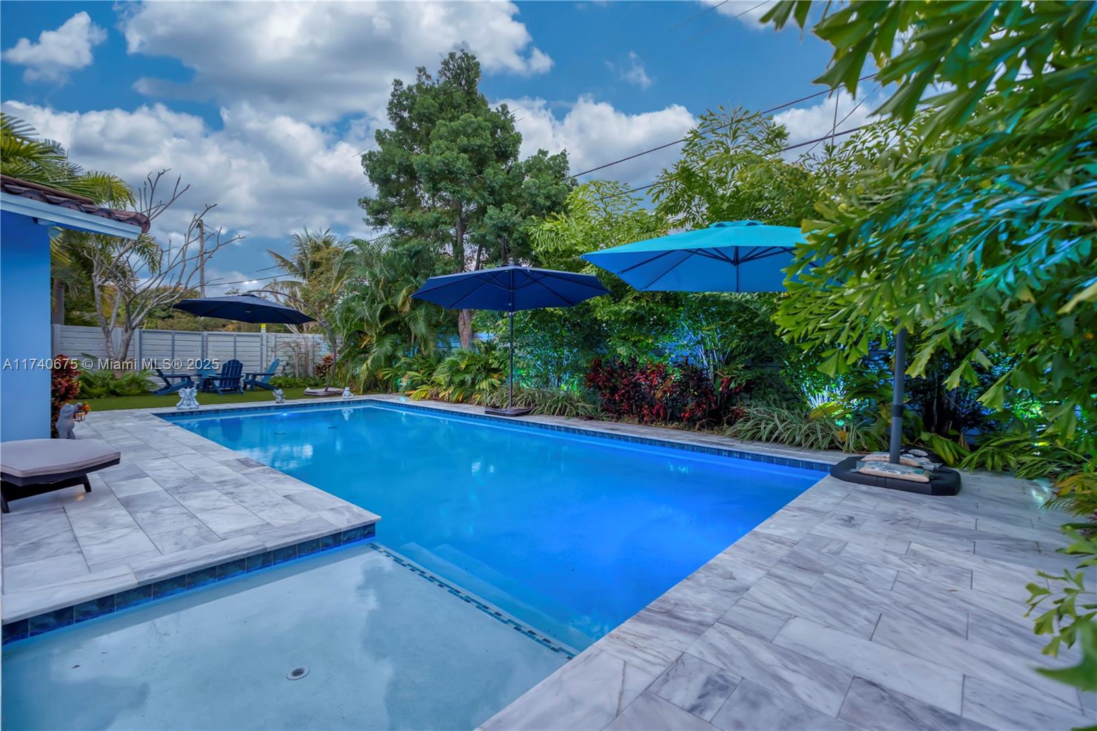 SUNSET MANORS AMEN PLAT - Residential