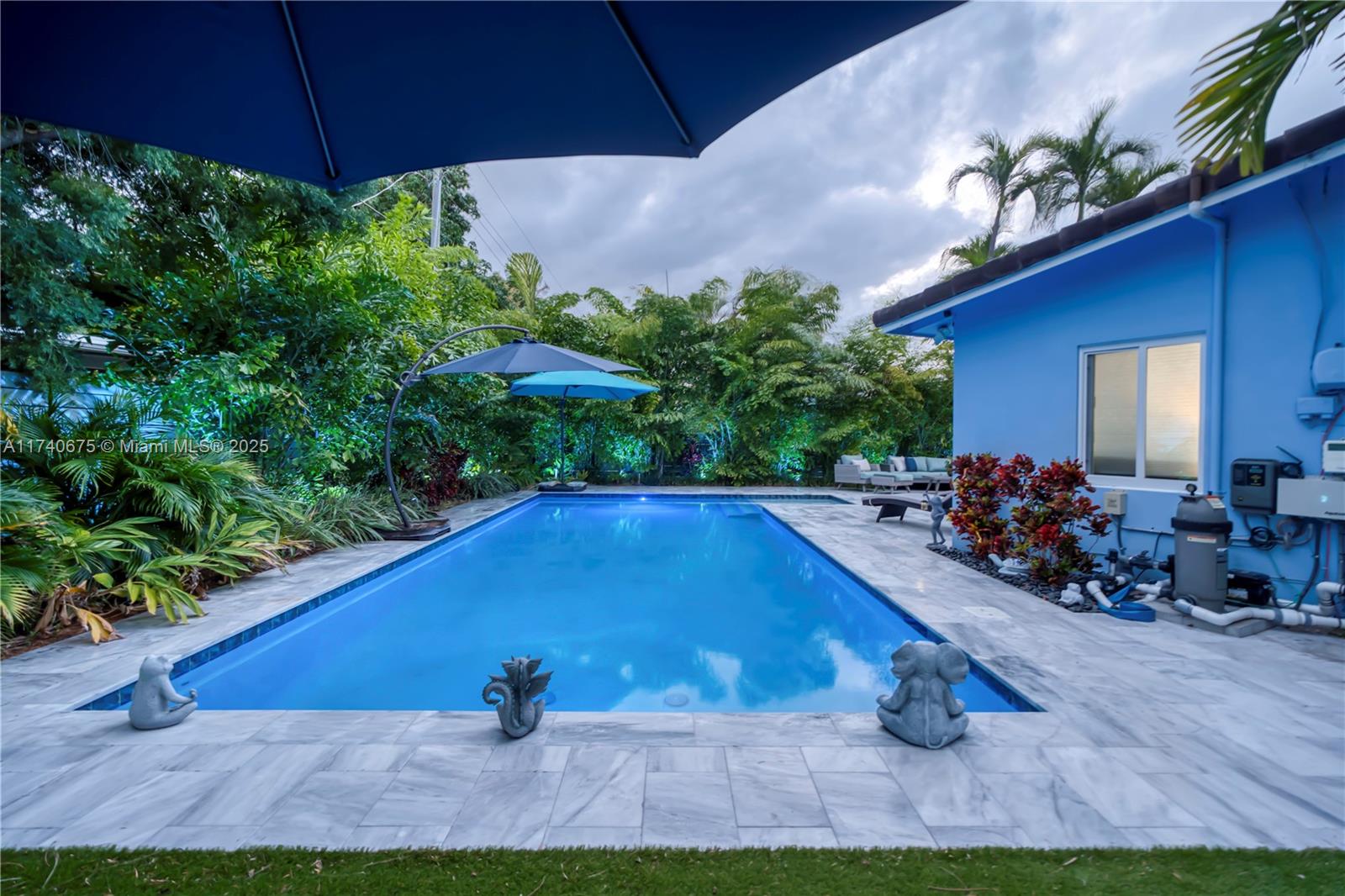 SUNSET MANORS AMEN PLAT - Residential