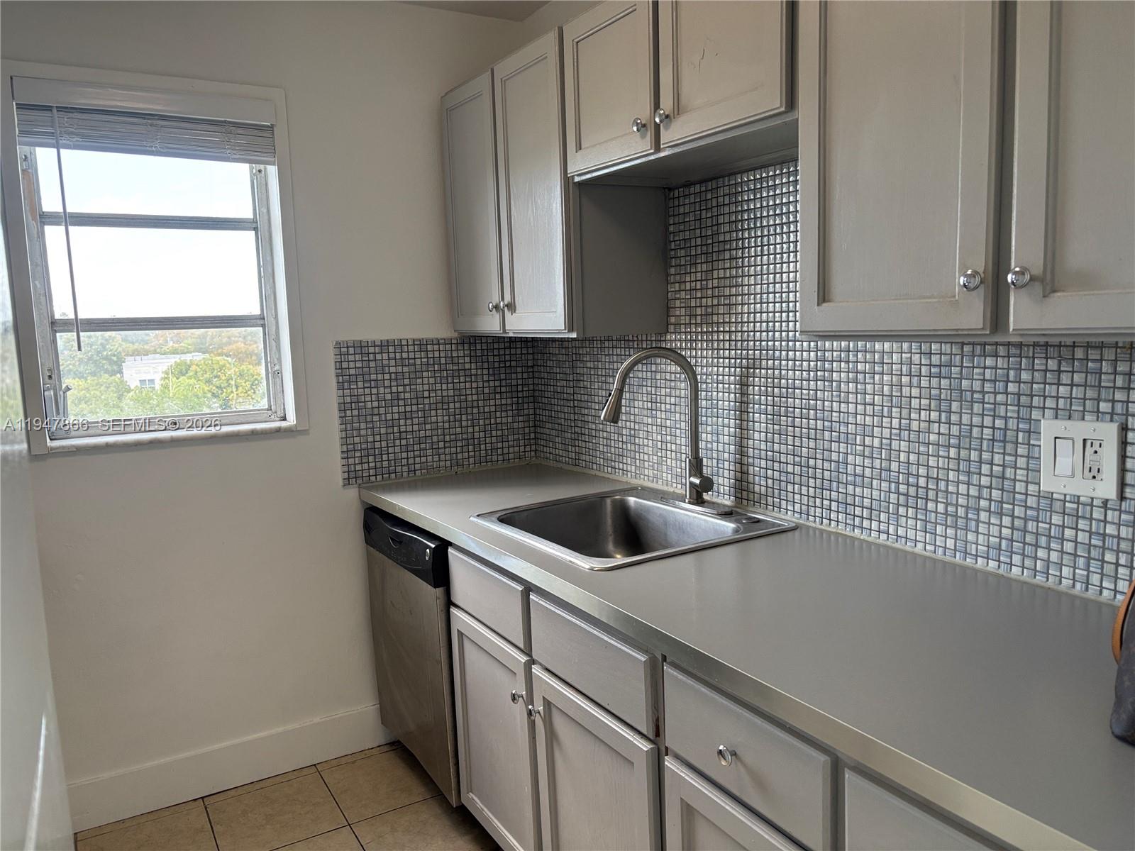 PRINCETON CONDOMINIUM - Residential