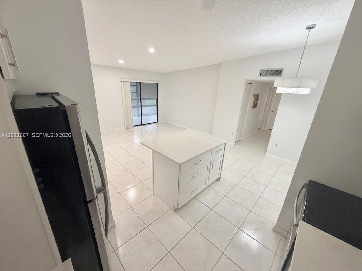 ASHMONT CONDOMINIUM I - Residential