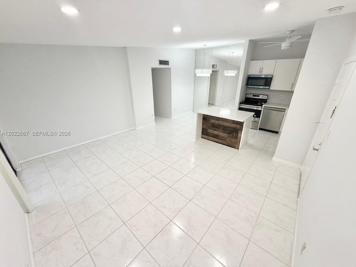 ASHMONT CONDOMINIUM I - Residential