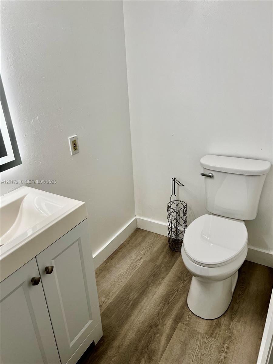 BRICKELL KEY II CONDO - Residential Lease