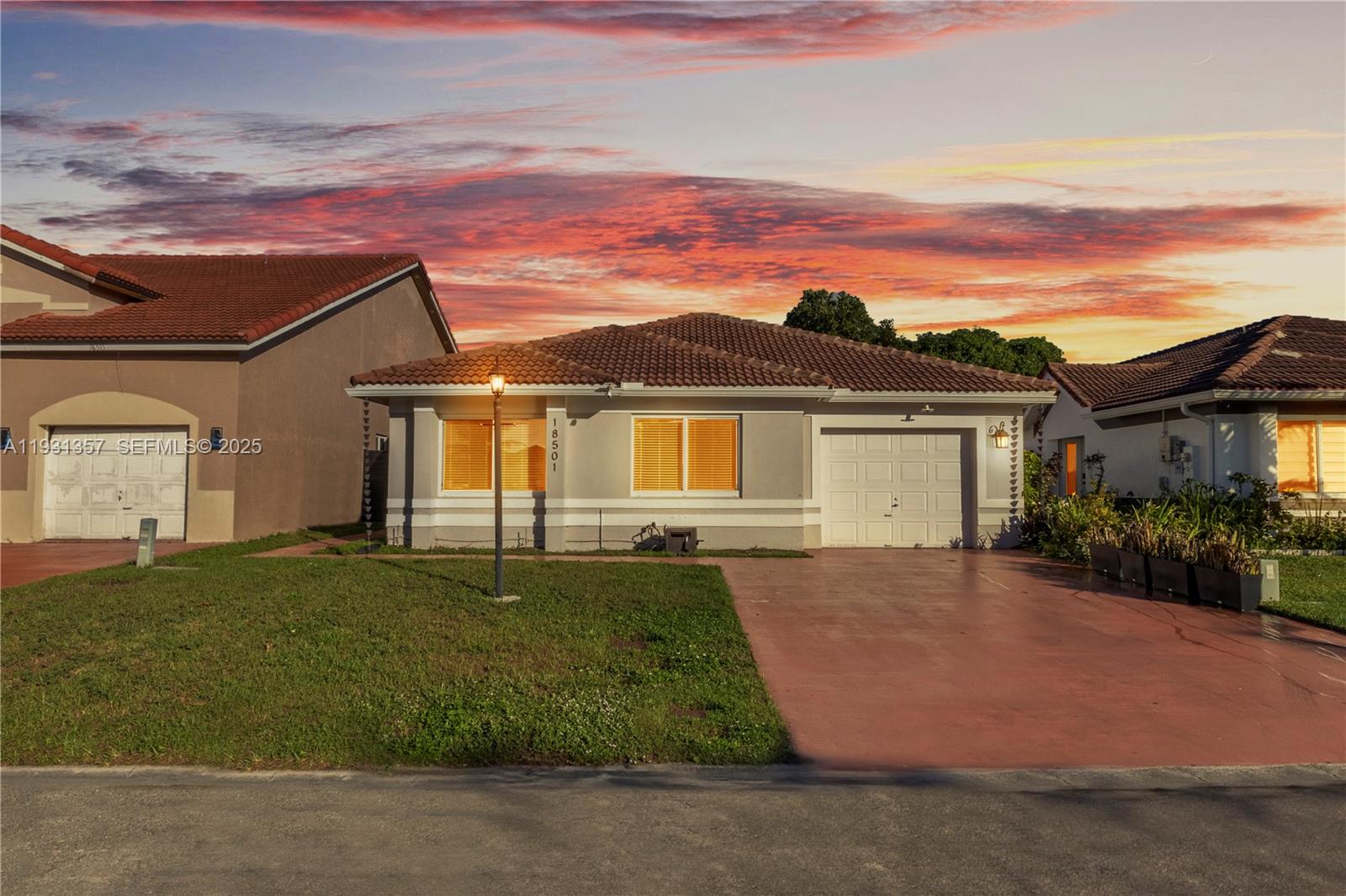 MONTERREY 6TH ADDN - Residential Lease