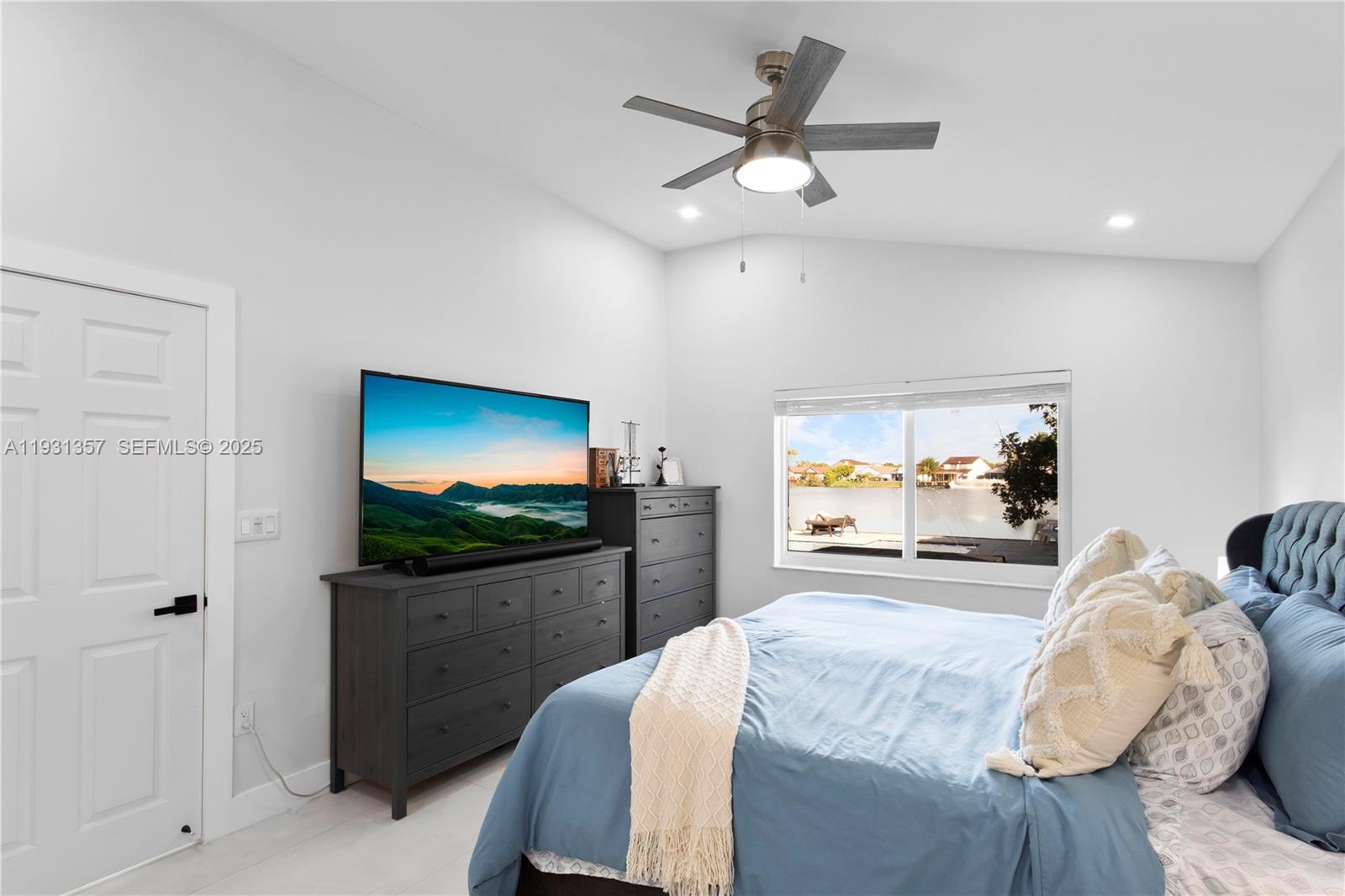 MONTERREY 6TH ADDN - Residential Lease