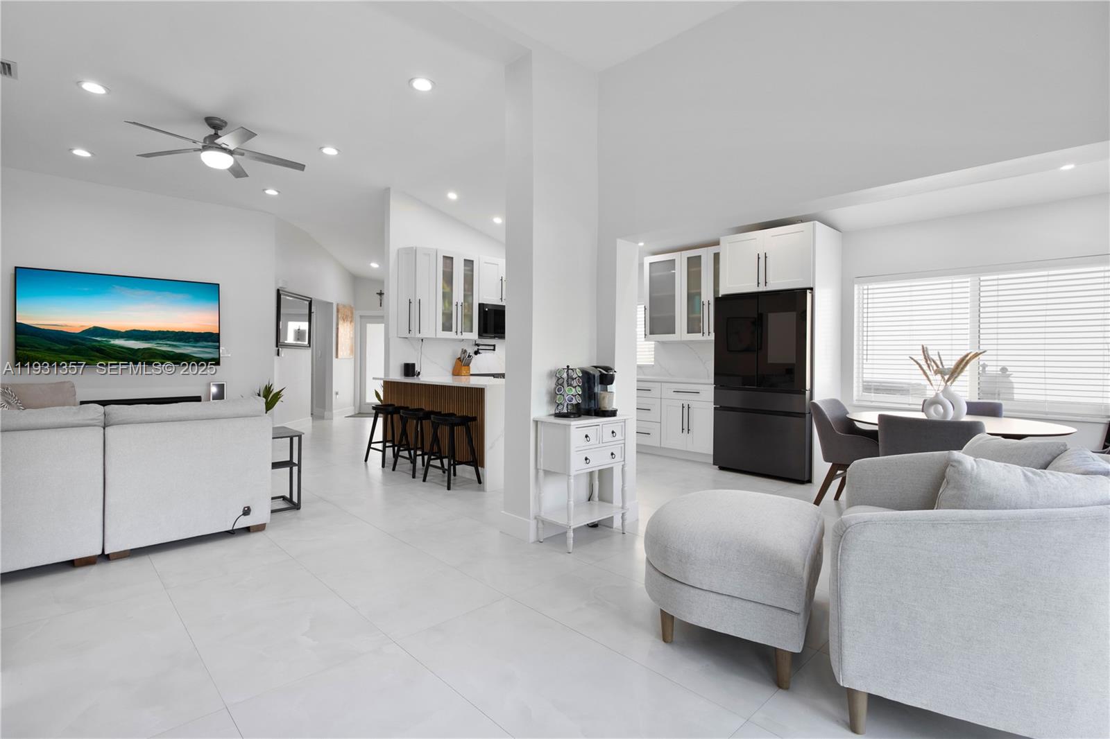 MONTERREY 6TH ADDN - Residential Lease