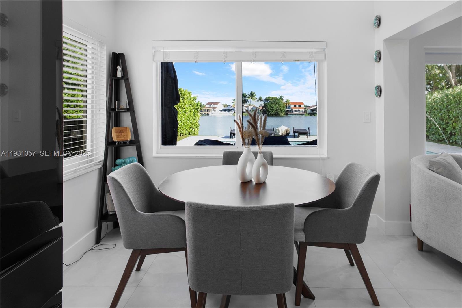 MONTERREY 6TH ADDN - Residential Lease