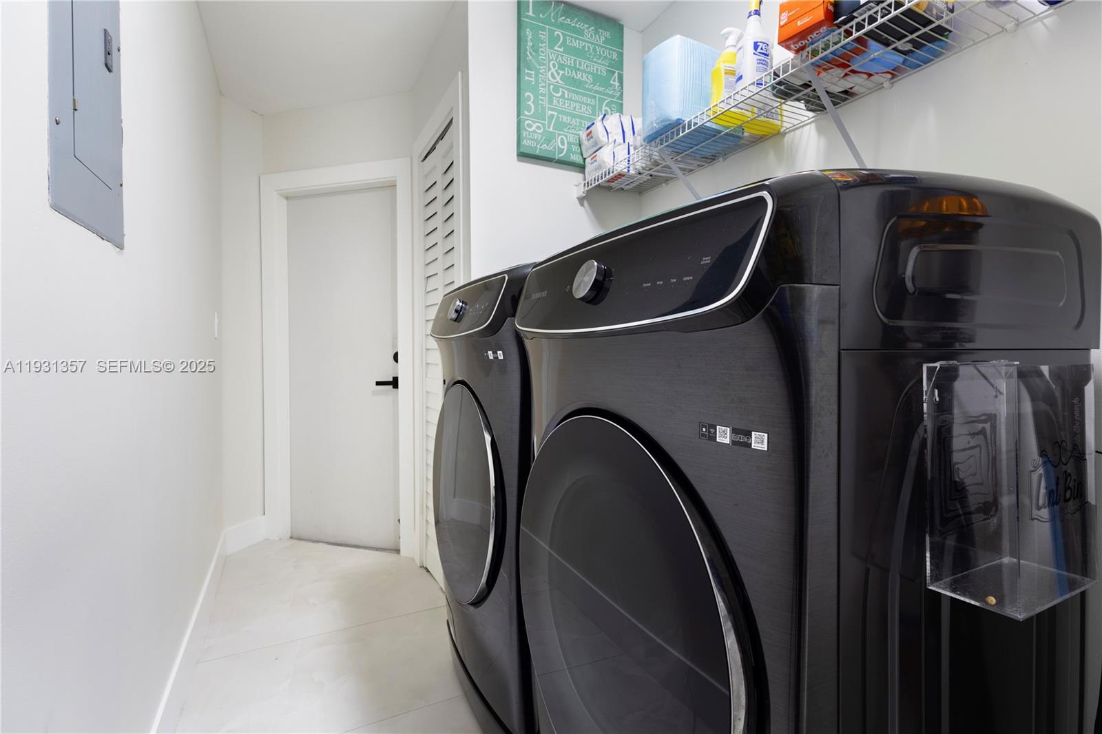 MONTERREY 6TH ADDN - Residential Lease