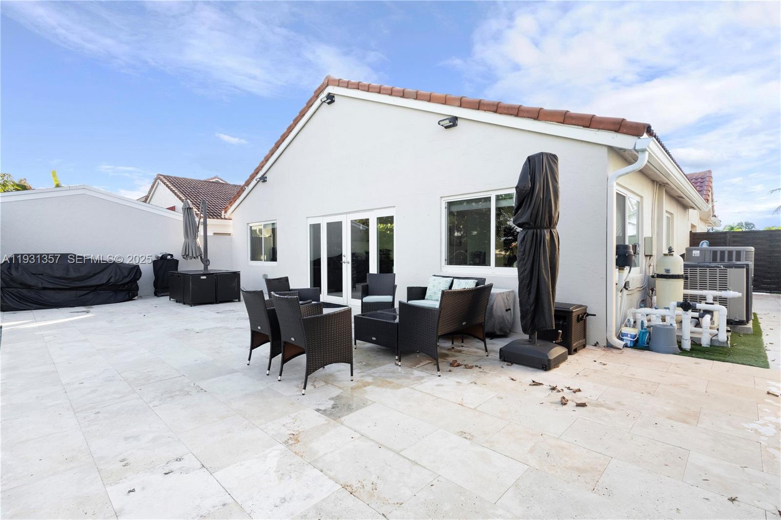 MONTERREY 6TH ADDN - Residential Lease